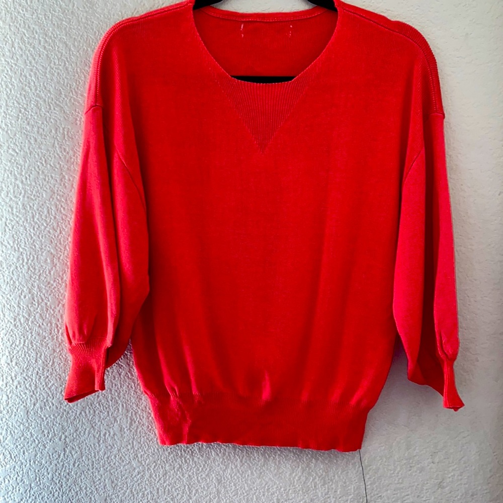 ORANGE LANTERN SLEEVE SWEATER